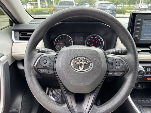 Used 2019 Toyota RAV4 XLE FWD image 48
