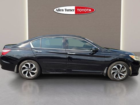 Used 2017 Honda Accord EX-L image 5