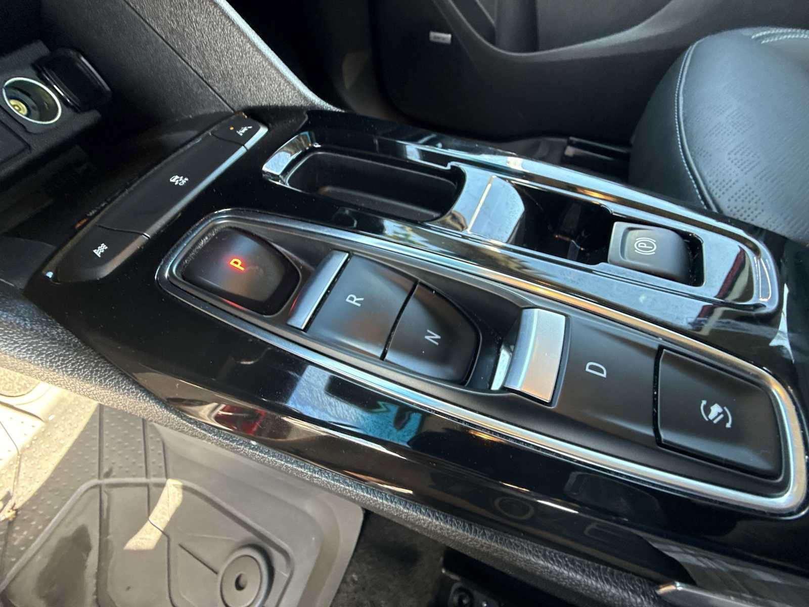 Certified 2023 Chevrolet Bolt LT w/ Infotainment Package FWD image 15