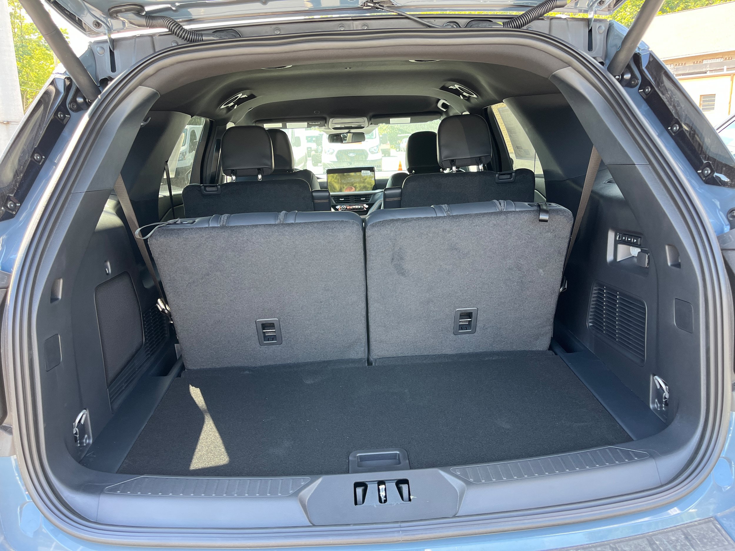 New 2026 Ford Explorer Tremor w/ Tremor Convenience Package AWD/4WD image 12