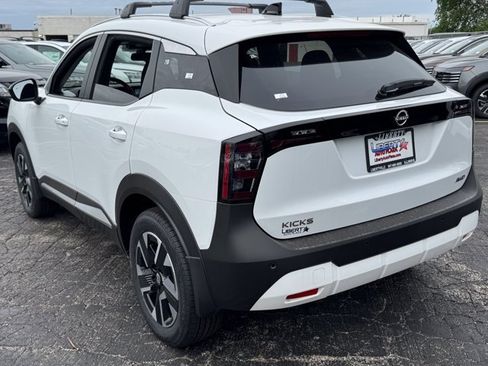 New 2026 Nissan Kicks SV w/ Cold Weather Package AWD/4WD image 15