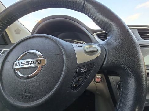 Used 2016 Nissan Sentra SV image 12