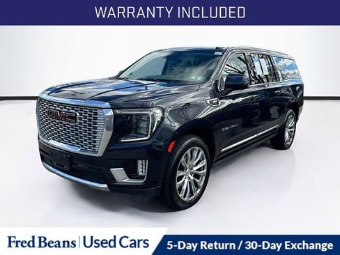 Used 2023 GMC Yukon XL Denali image 3