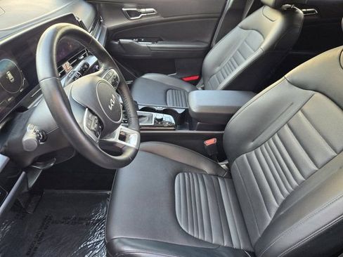 Certified 2023 Kia Sportage SX image 12