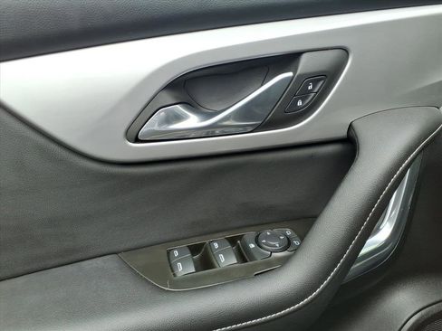 Used 2024 Chevrolet Blazer LT w/ Convenience Package image 6