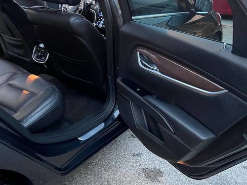 Used 2013 Cadillac XTS Luxury image 19