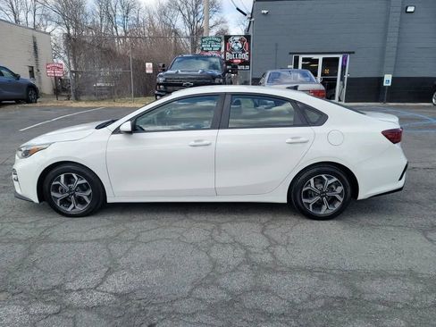 Used 2020 Kia Forte LXS FWD image 8