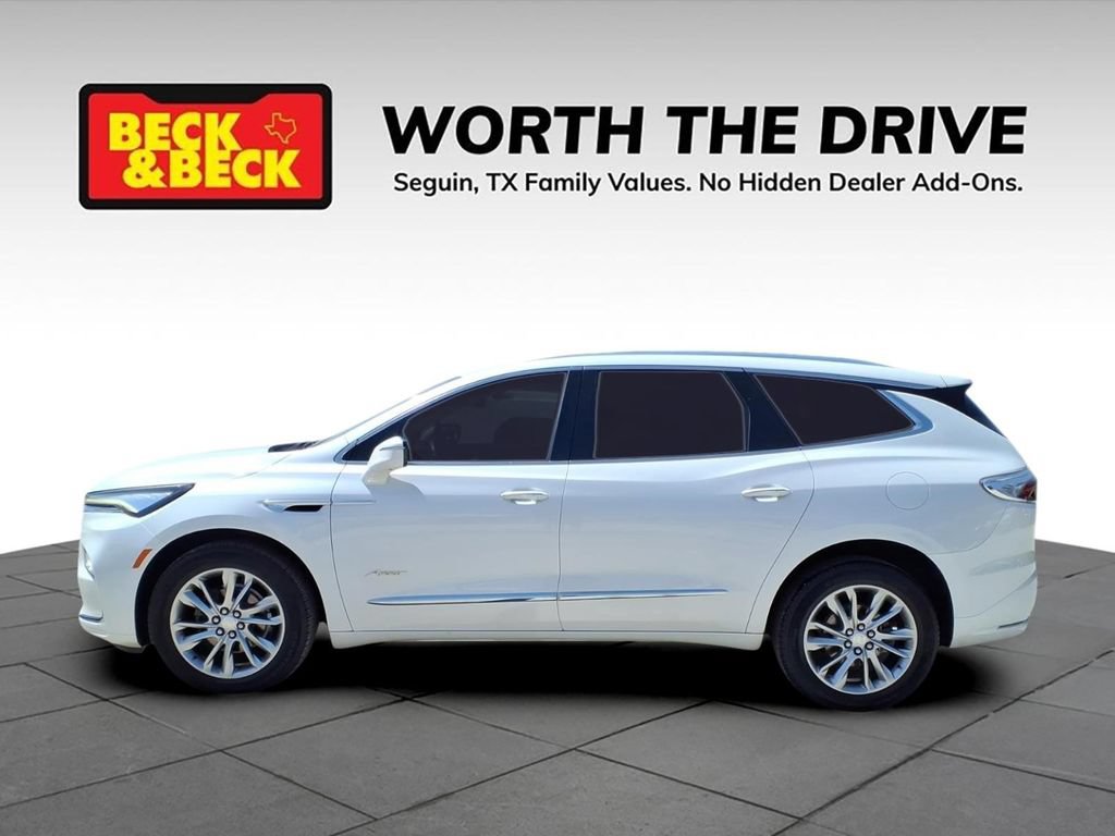 Used 2022 Buick Enclave Avenir w/ Avenir Technology Package FWD image 8