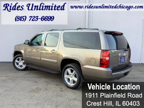Used 2013 Chevrolet Suburban LTZ image 5