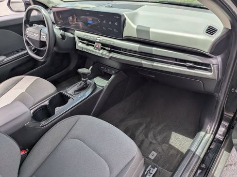 Used 2025 Kia K4 FWD image 29