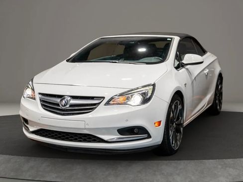 Used 2019 Buick Cascada Premium image 1