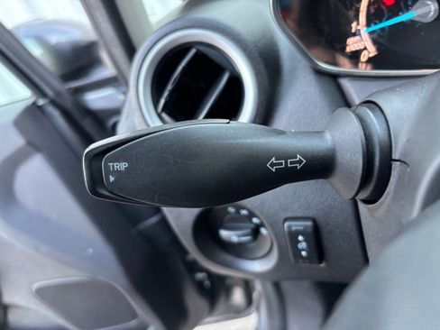 Used 2015 Ford Fiesta SE image 19