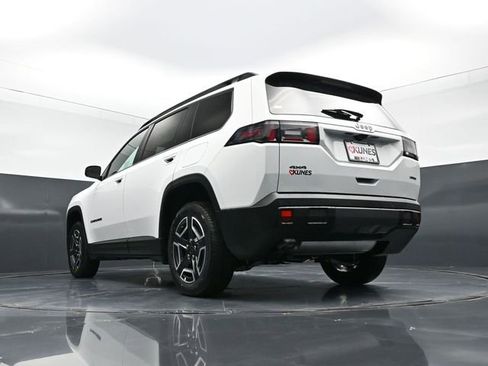 New 2026 Jeep Cherokee Laredo AWD/4WD image 52