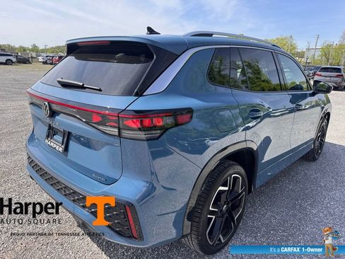 Used 2025 Volkswagen Tiguan SEL R-Line image 5