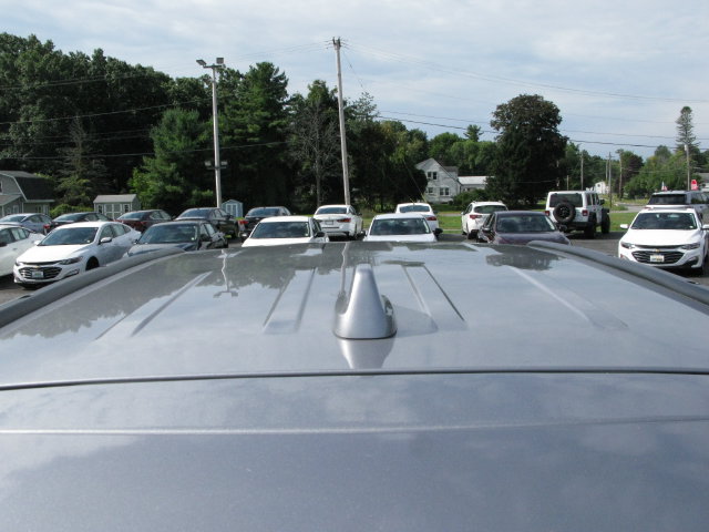 Used 2020 Jeep Grand Cherokee Altitude AWD/4WD image 7