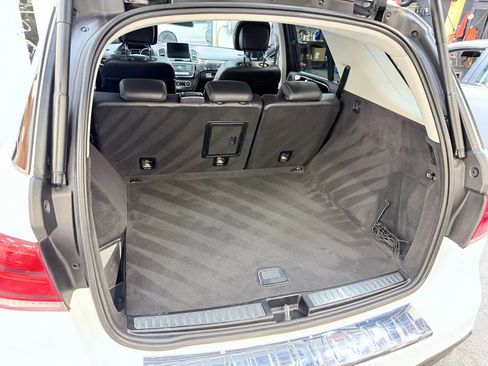 Used 2018 Mercedes-Benz GLE 43 AMG GLE 43 Sport Utility 4D image 27