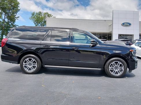 Certified 2025 Ford Expedition Max Active AWD/4WD image 2