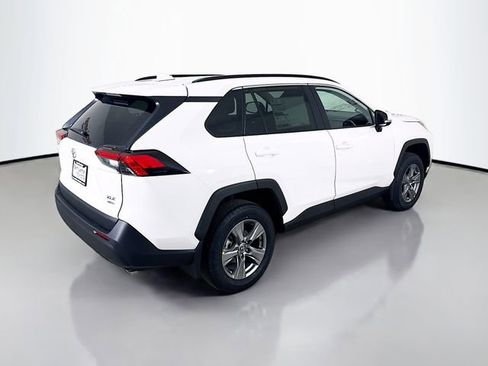 New 2025 Toyota RAV4 XLE image 7