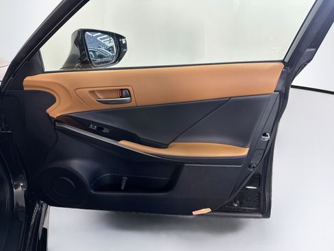 Used 2025 Lexus IS 350 F Sport RWD image 32