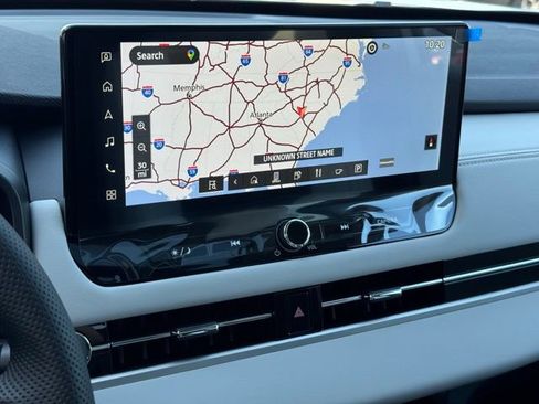 New 2025 Mitsubishi Outlander SE image 27