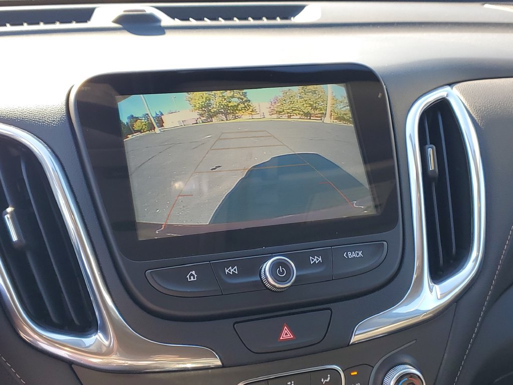 Used 2018 Chevrolet Equinox Premier FWD image 15