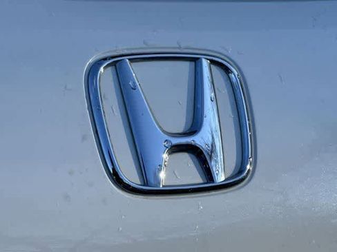 Used 2023 Honda HR-V LX image 25