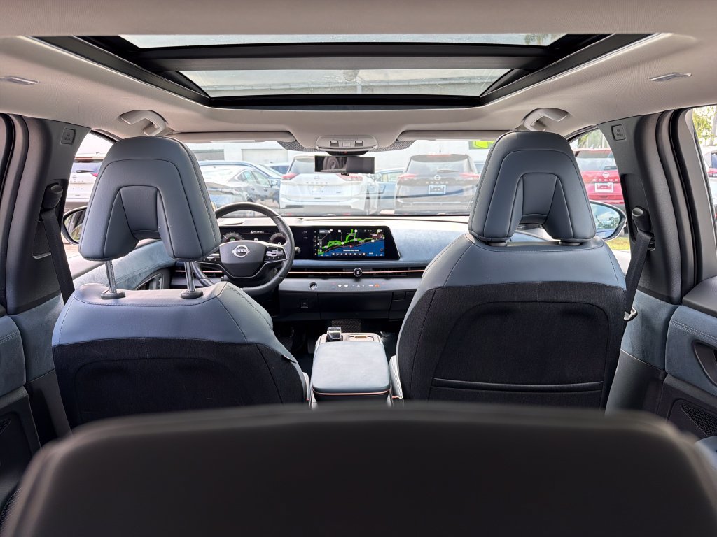 Used 2024 Nissan Ariya AWD image 37