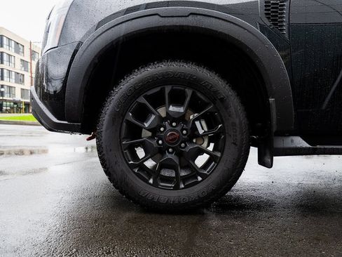 New 2026 Nissan Armada PRO-4X w/ Captain's Chari Seat Package AWD/4WD image 7
