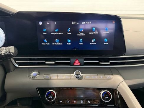 Used 2023 Hyundai Elantra SEL w/ Convenience Package FWD image 15