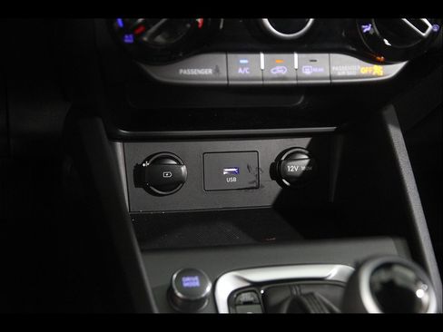Certified 2023 Hyundai Kona SEL AWD/4WD image 13