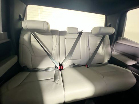 New 2026 Toyota Tundra Limited AWD/4WD image 32