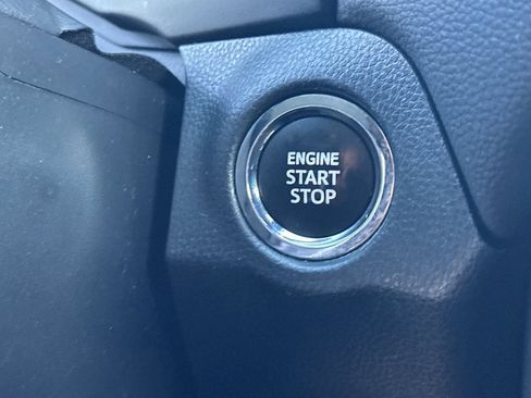 Used 2024 Toyota RAV4 XLE image 28