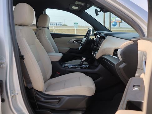 Used 2022 Chevrolet Traverse LS w/ LPO, Cargo Package image 38