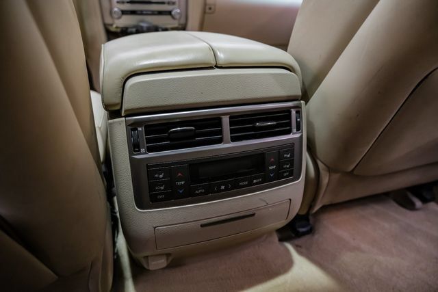 Used 2014 Lexus LX 570 4WD image 40