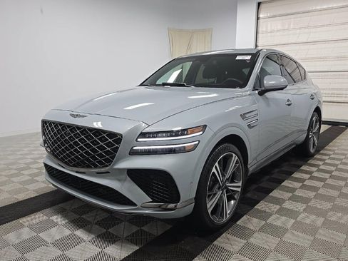 Used 2025 Genesis GV80 3.5T e-SC AWD/4WD image 2