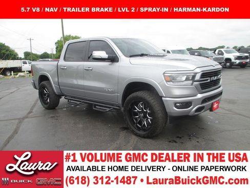 Used 2022 RAM 1500 Laramie AWD/4WD image 1