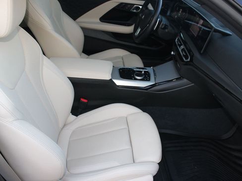 Used 2024 BMW 230i Coupe w/ Premium Package image 30