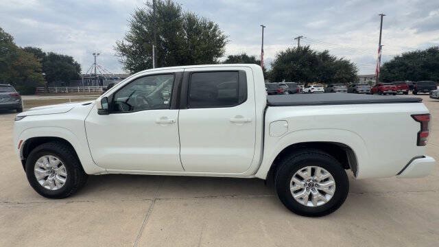 Used 2022 Nissan Frontier SV RWD image 5