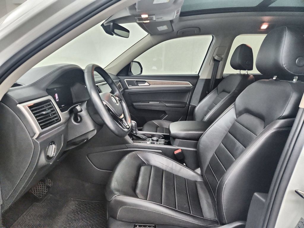 Used 2018 Volkswagen Atlas SEL Premium AWD/4WD image 19