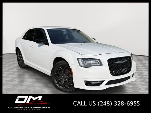 Used 2019 Chrysler 300 Touring w/ Sport Appearance Package AWD/4WD image 1