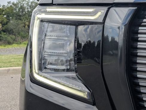Used 2023 GMC Yukon Denali Ultimate w/ LPO, Floor Liner Package AWD/4WD image 11