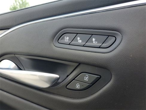 Used 2022 Cadillac Escalade Sport w/ Touring Package image 23