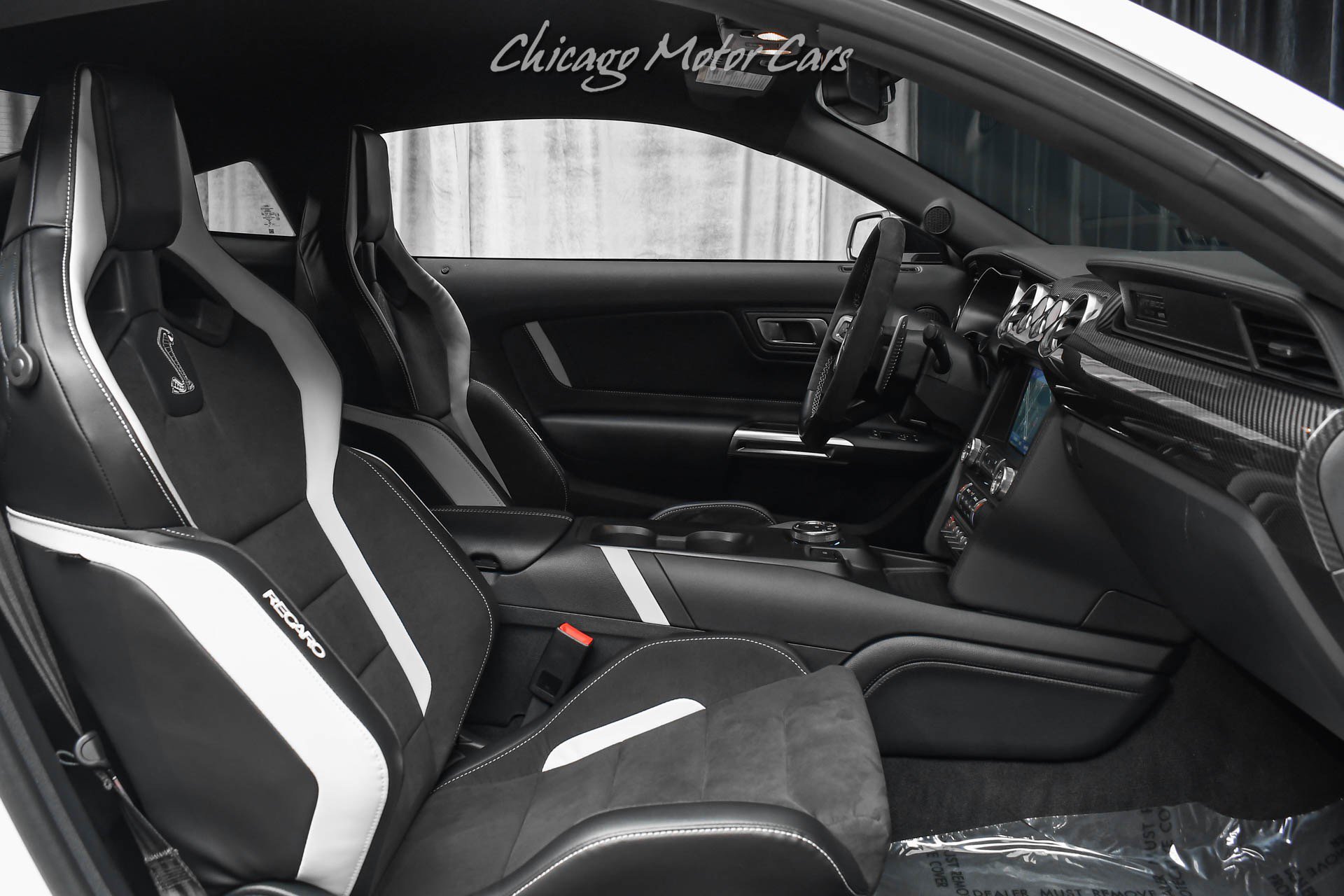 Used 2022 Ford Mustang Shelby GT500 w/ Carbon Fiber Track Pack RWD image 33