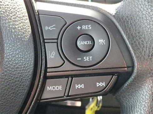 Certified 2022 Toyota Corolla LE image 21