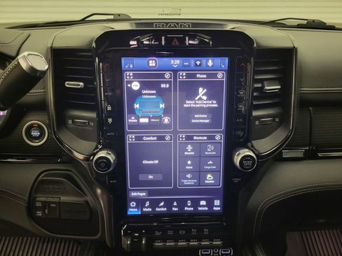 Used 2024 RAM 3500 Limited image 14