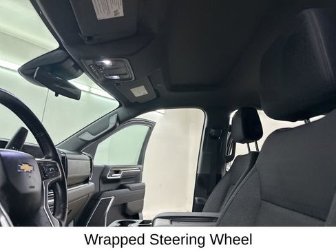 Used 2025 Chevrolet Silverado 1500 LT image 32