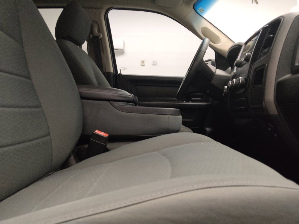 Used 2018 RAM 1500 Express AWD/4WD image 21