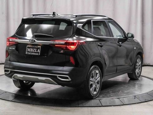 Used 2021 Kia Seltos S image 4