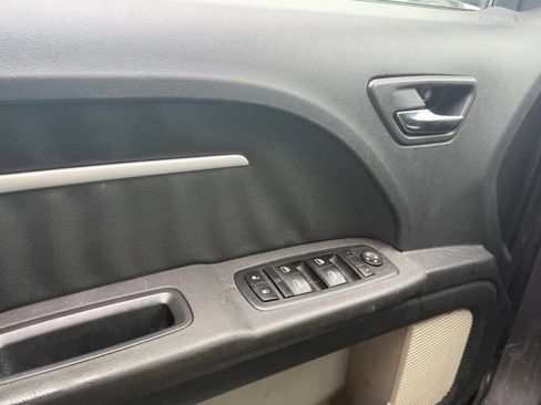 Used 2009 Dodge Journey SXT FWD image 14