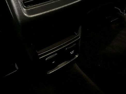 Used 2018 Ford Edge SEL w/ Equipment Group 201A image 26